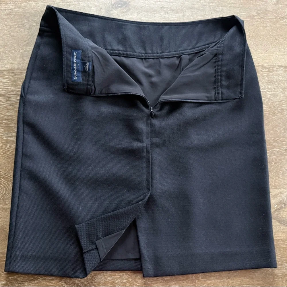 ✝️ Banana Republic | Black Pencil Skirt - Picture 7 of 14